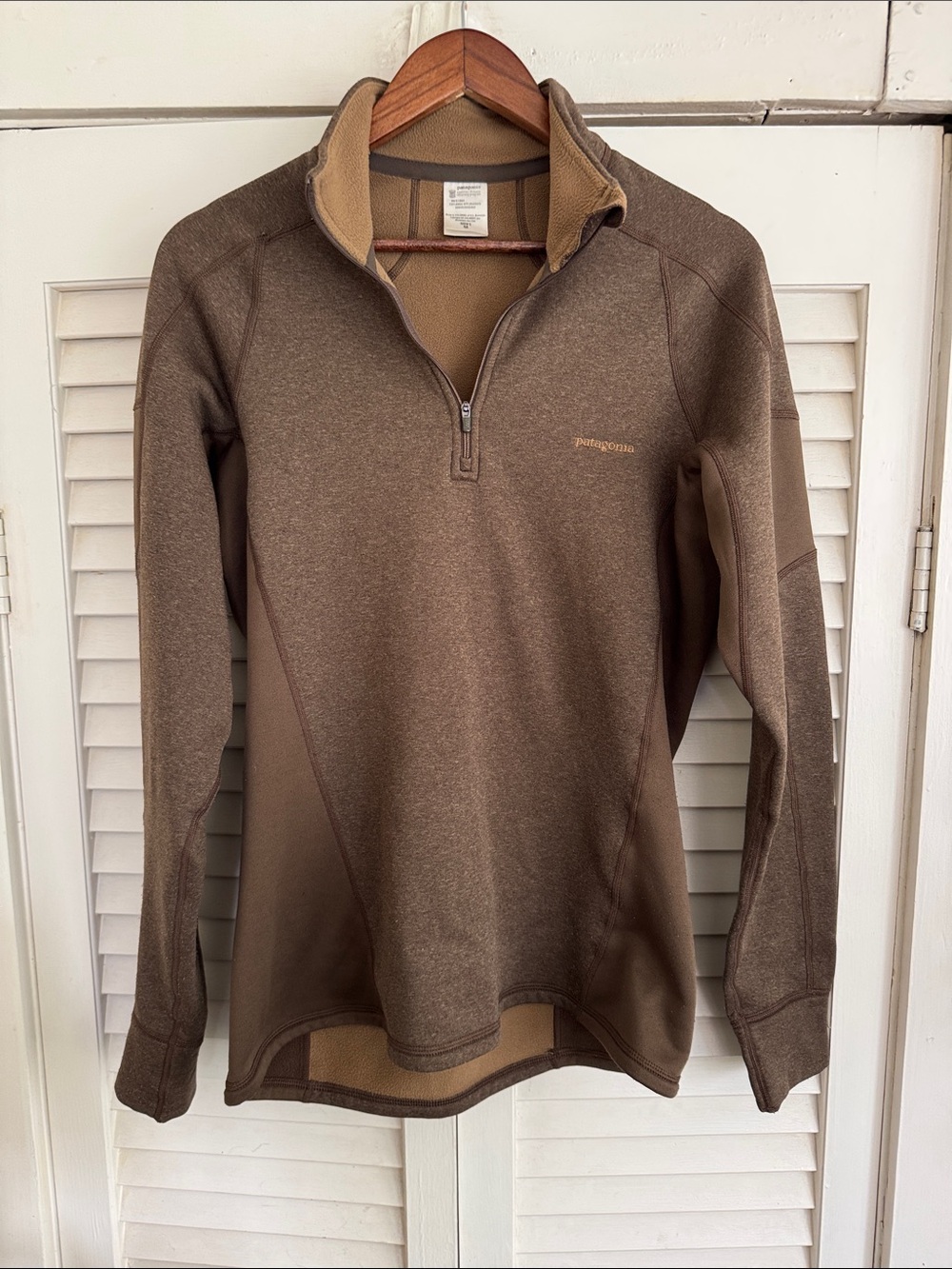 Patagonia Brown Performance Fleece Baselayer Quarterzip sz M